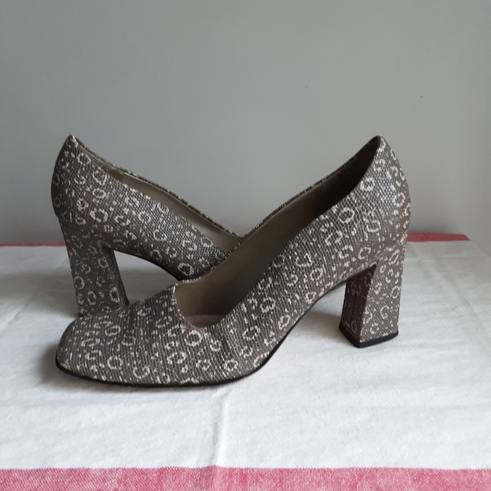 High Heel Pumps